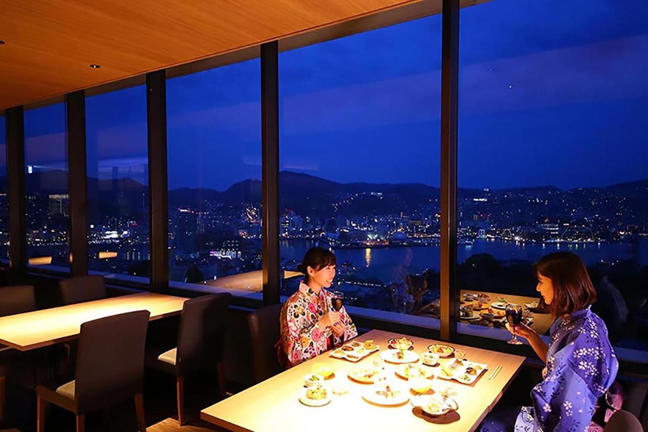 Ooedo Onsen Monogatari Nagasaki Hotel Seifu Экстерьер фото