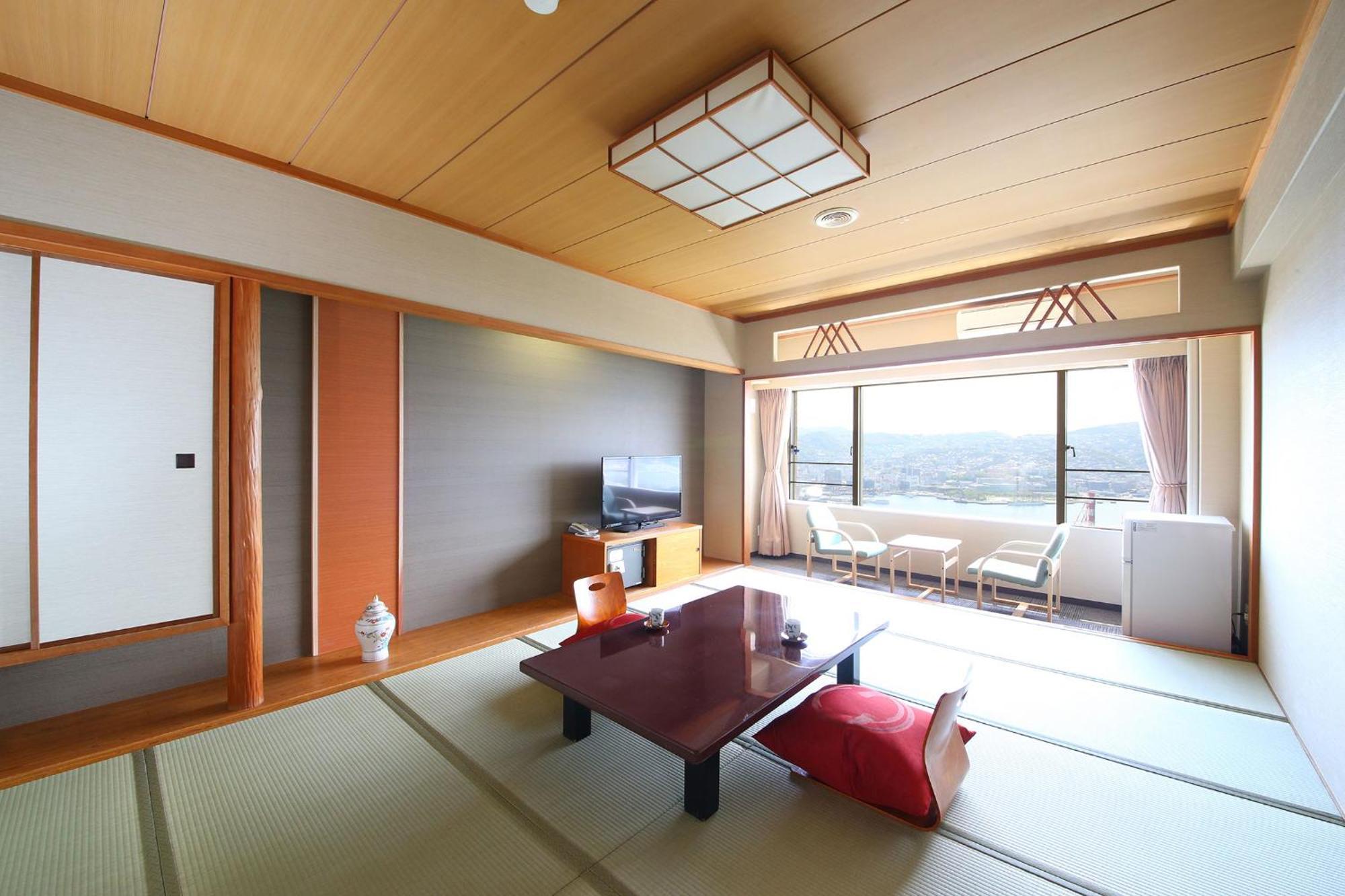 Ooedo Onsen Monogatari Nagasaki Hotel Seifu Экстерьер фото