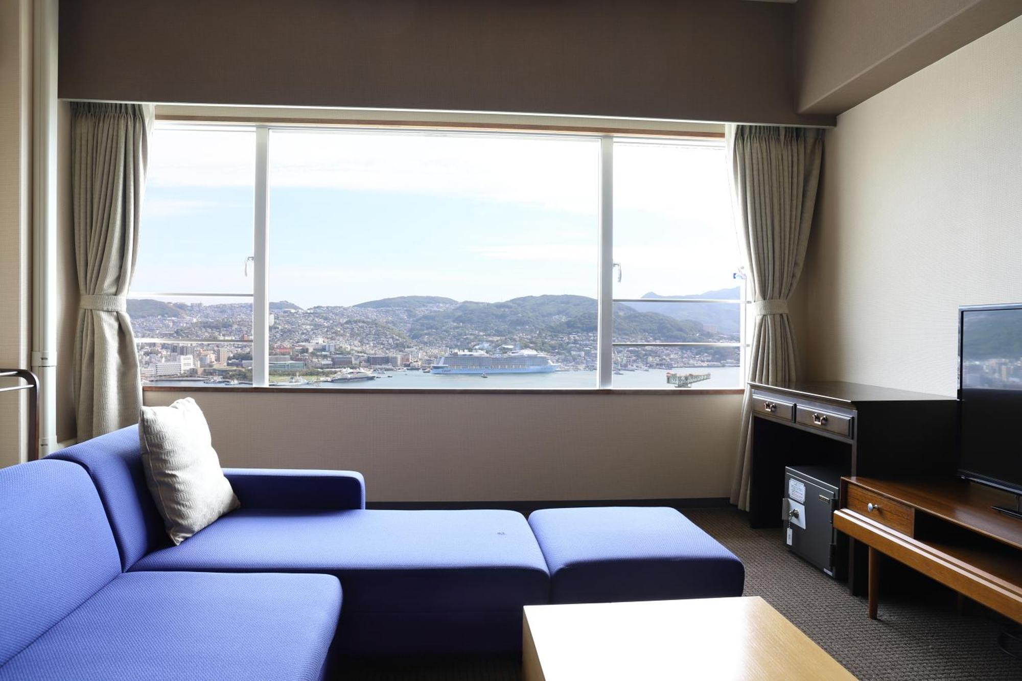 Ooedo Onsen Monogatari Nagasaki Hotel Seifu Экстерьер фото
