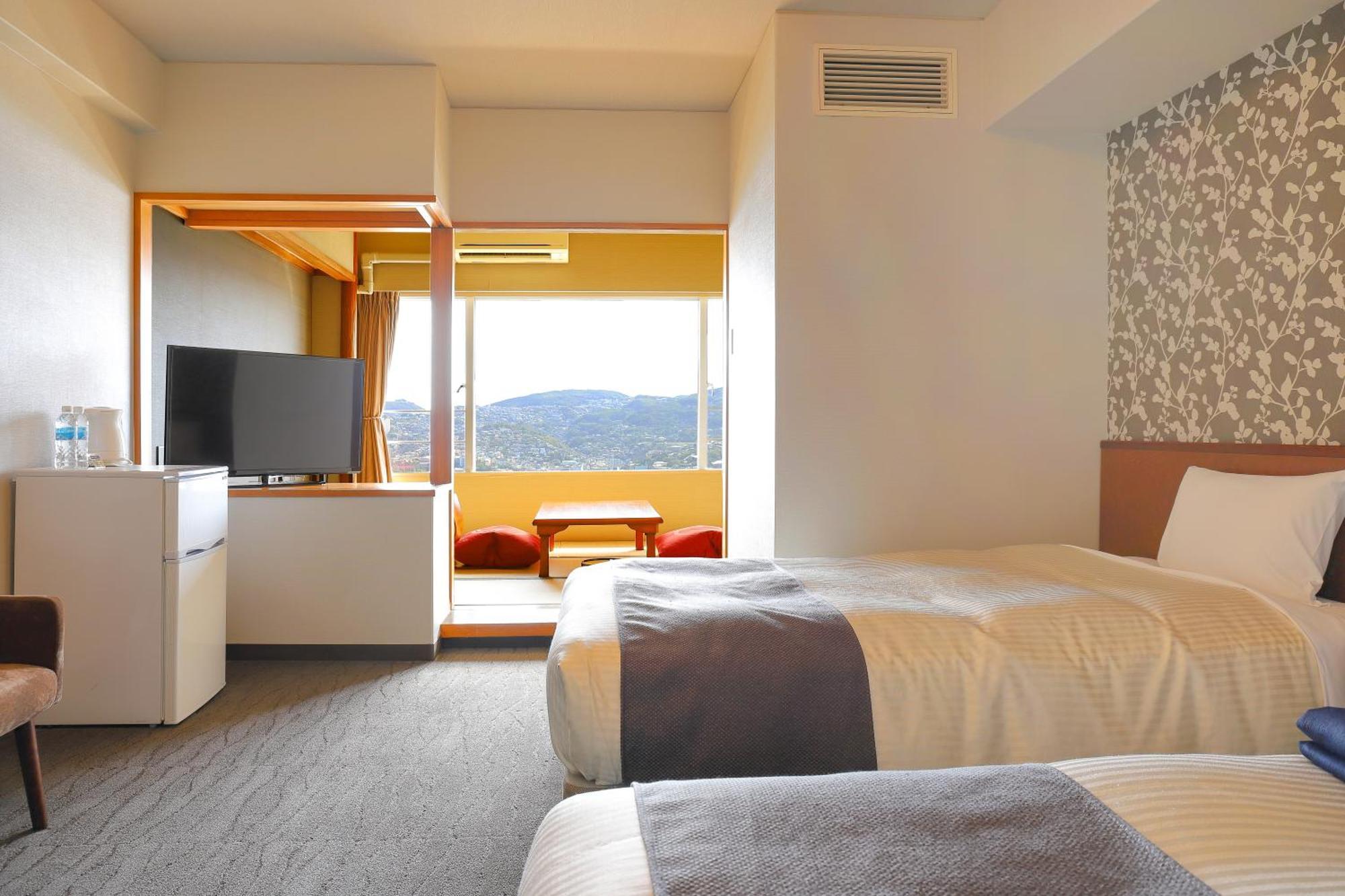Ooedo Onsen Monogatari Nagasaki Hotel Seifu Экстерьер фото